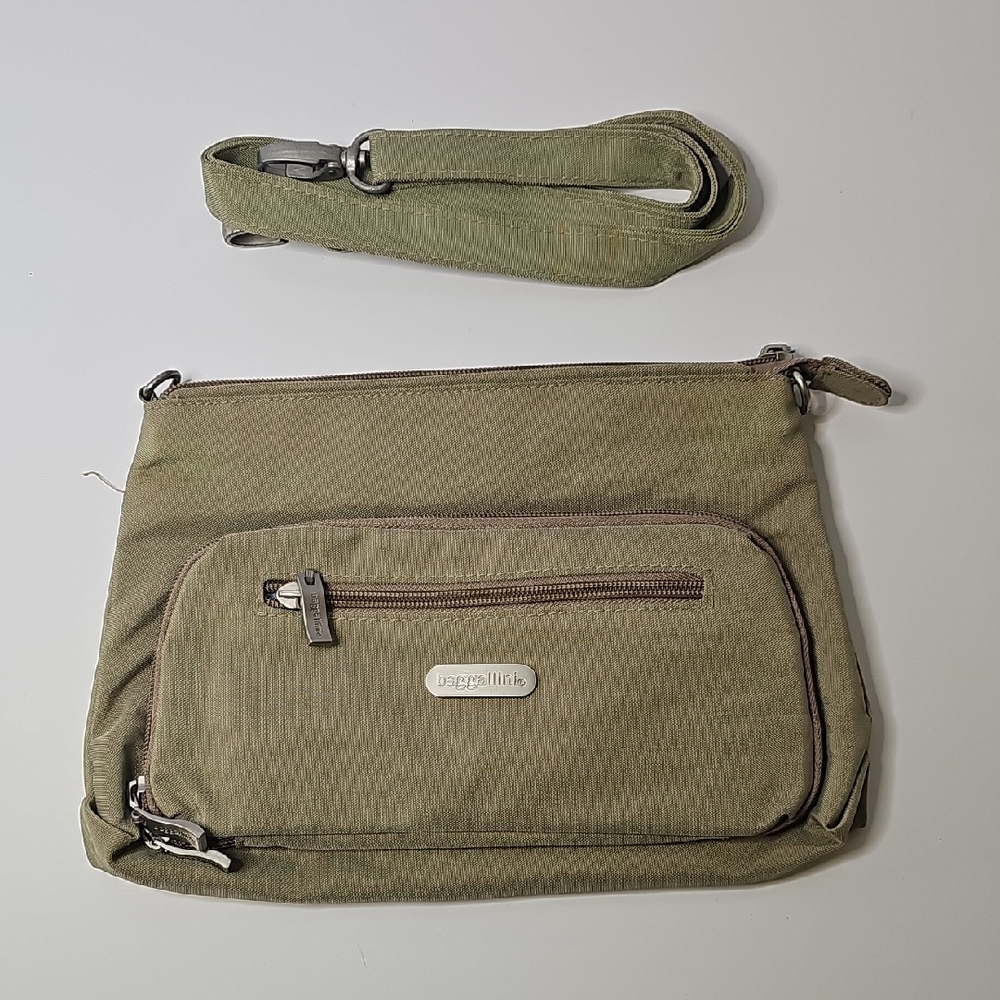 Baggallini Green Crossbody Bag